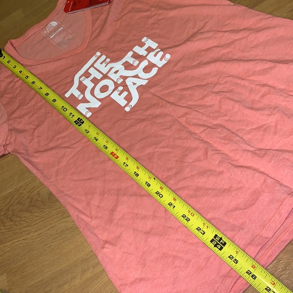 NWT The North Face Ahwahnee V-Neck Tri-Blend Tee - Picture 5 of 9